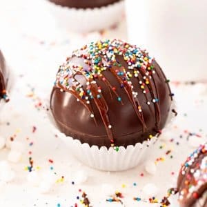 Поликарбонатна форма бонбон